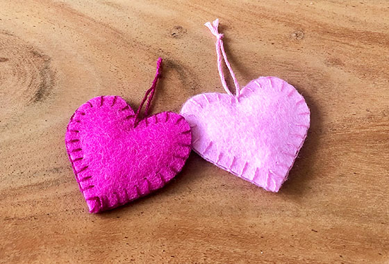 Filzherzen, Filz, Muttertag, Rosa, Pink, Handarbeit, Sticken, DIY