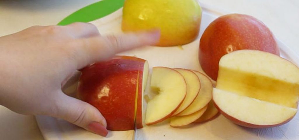 schrit 3 Blätterteigrosen, Blätterteigapfelrosen, Rezept, Anleitung, nachmachen, Muttertag, DIY